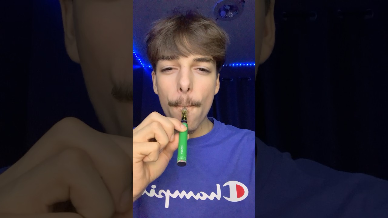 Egg blinker off the yocan Ari mini😮&zwj;💨🖊️