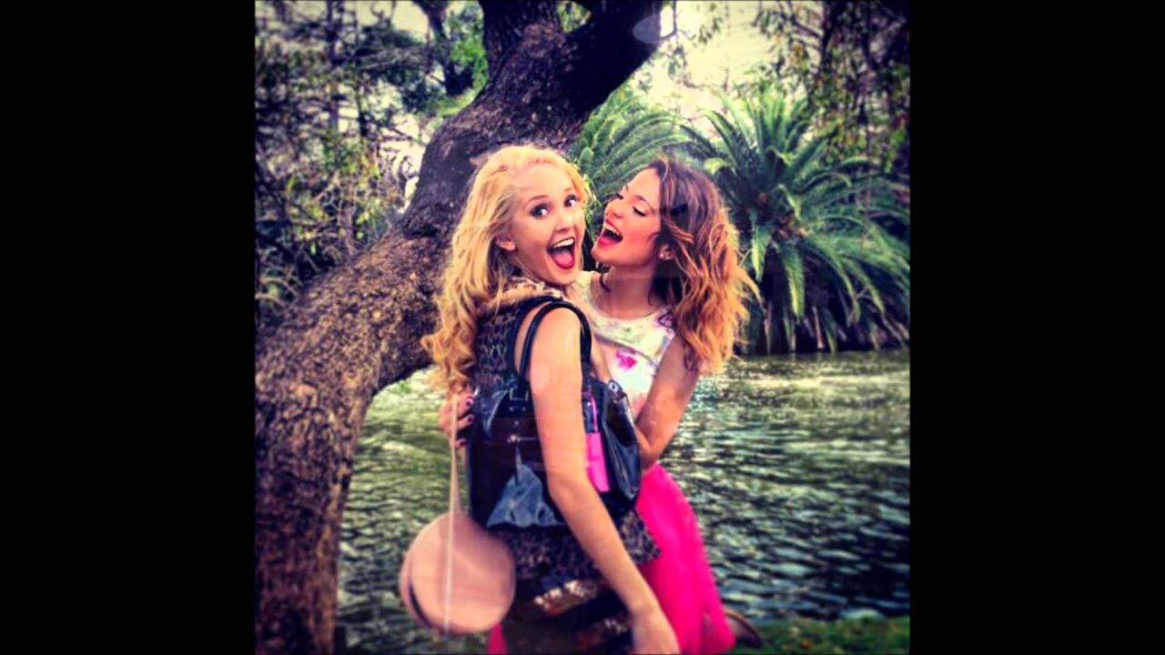 Tini y Mechi