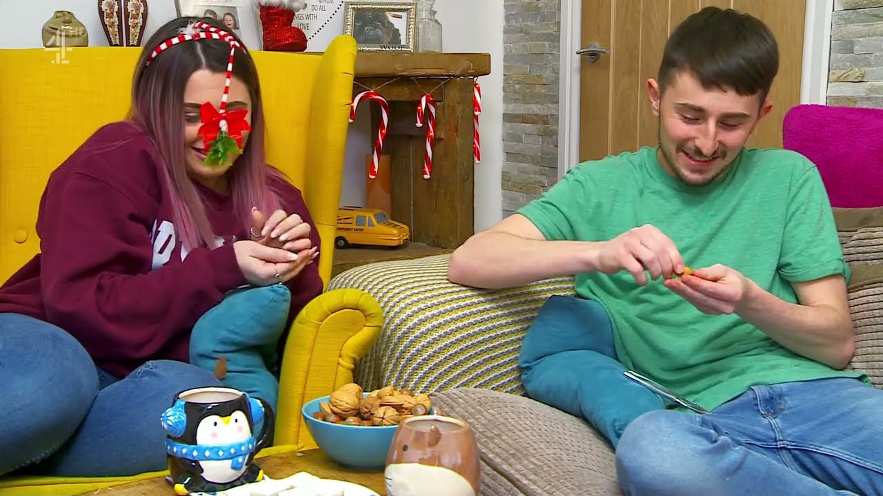 Gogglebox S14E16   Festive Special
