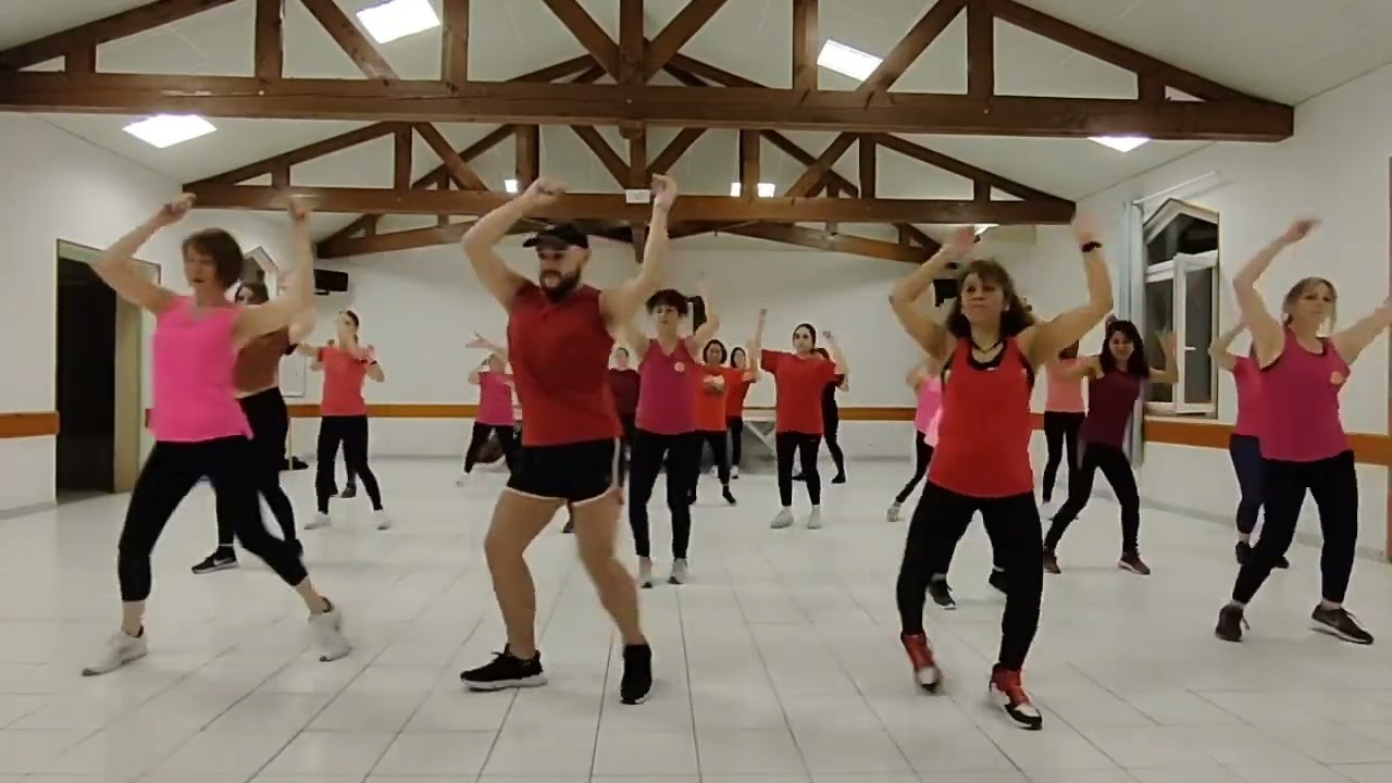 Zumba - Mamma Wanna  Mambo