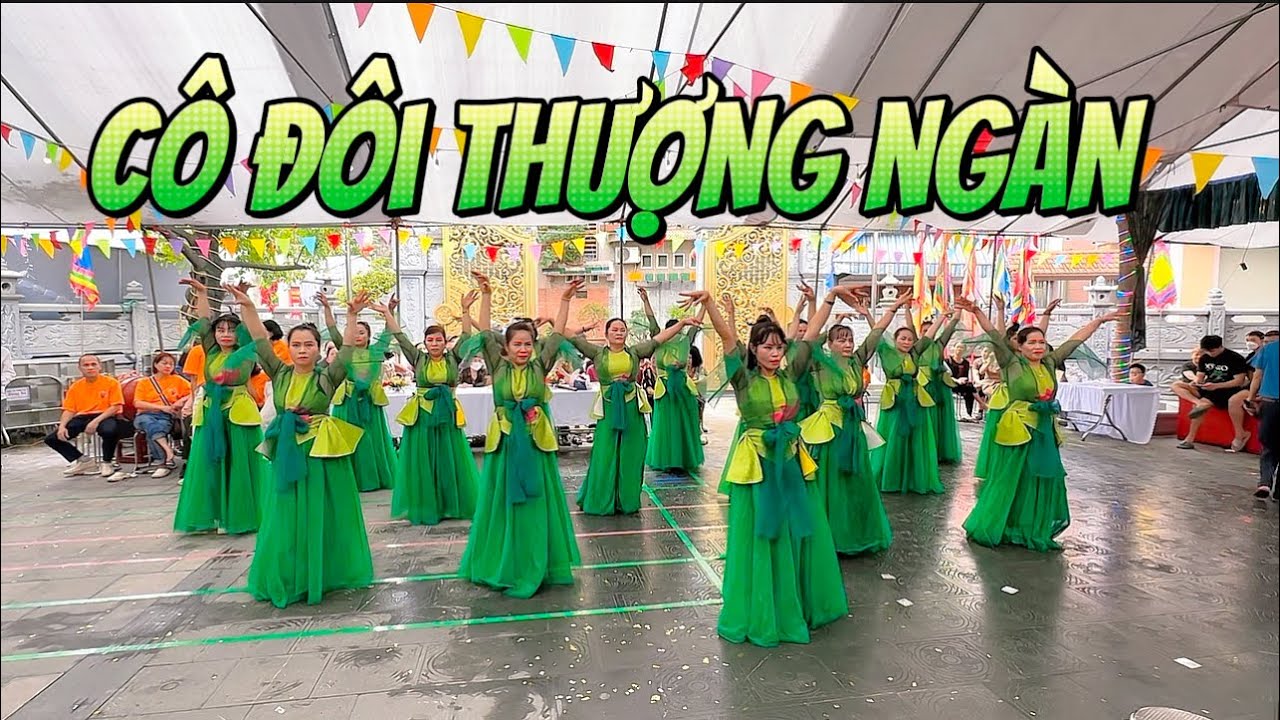 CÔ ĐÔI THƯỢNG NGÀN / BIỂU DIỄN TẠI ĐÌNH XÓM 8 NINH HIỆP / CLB DÂN VŨ XÓM 8