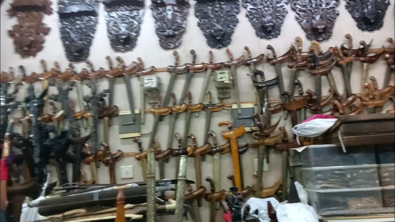 KERIS,TOMBAK, TONGKAT KOMANDO, PATUNG GANESHA ‼️ADA DI PASAR LOAK JATINEGARA|RAWA BENING