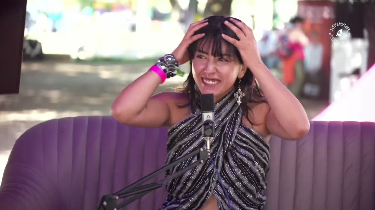 Noise & Love Podcast / 2da temporada / Capítulo 3 - Velem (Especial Lolla Love 2026)
