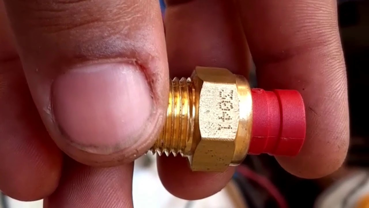 Série uno oficina s13.modificando painel com marcador de temperatura de lampada para ponteiro!😉