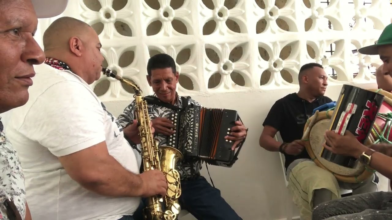 El Colorao Típico y El Campeón Domingo Arias A Trio (Contacto) 849)446-6037