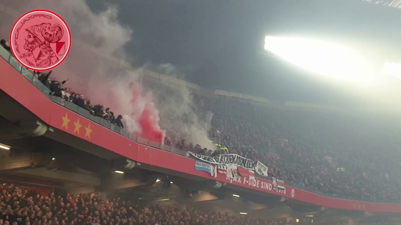 Ajax - PSV ( 1-0 ) 2-2-2020 | Pyro Zuid 2