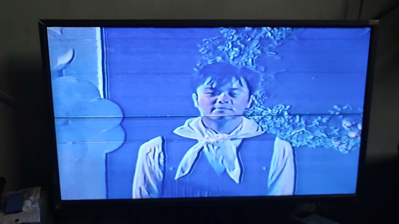 0858490677. Đầu băng VHS Sharp nội địa, cửa giữa, quắc to, sáng