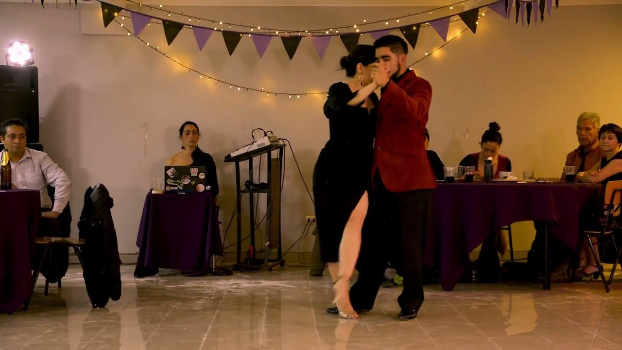 Bahía Blanca  (Di Sarli)  - Silas Adriazola y Camila Bouganvillea- Villarrica Chile