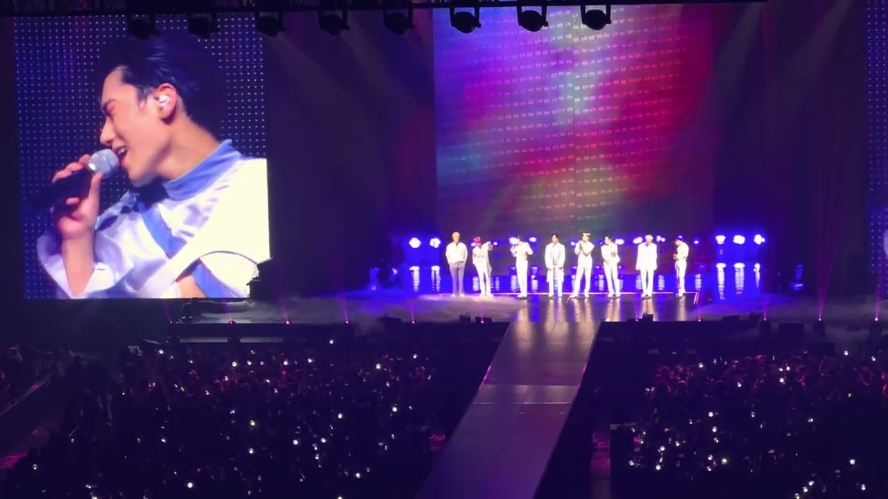 4K Dazzling Light + Mist (Ateez) The Fellowship: Break the Wall in Anaheim 11/7/22