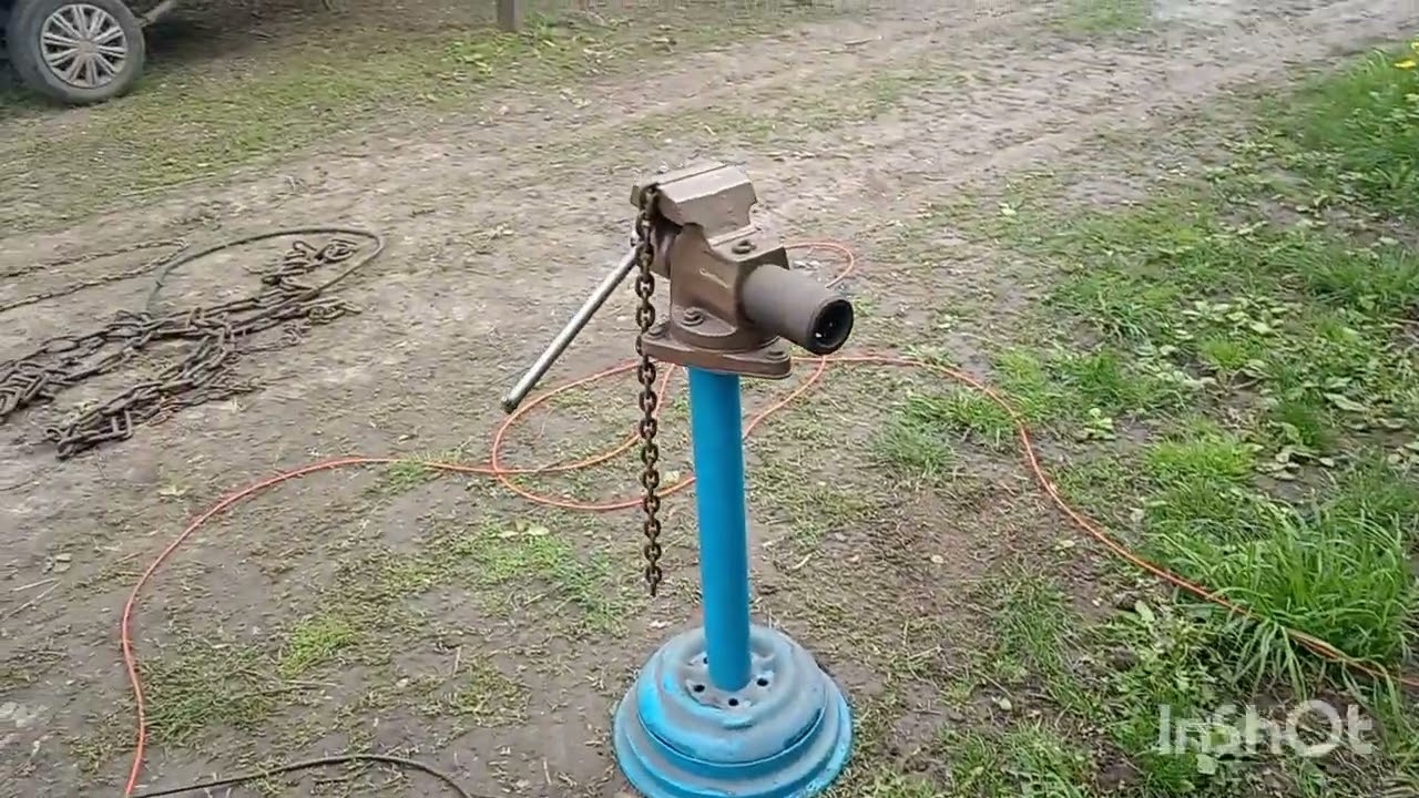 СТАВЛЮ БОРОНИ НА СІВАЛКУ