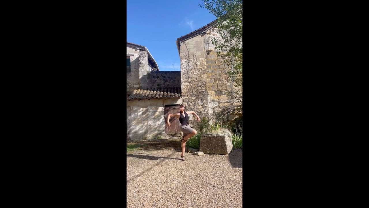 Isabella Velasquez - Moulin/Belle Residency