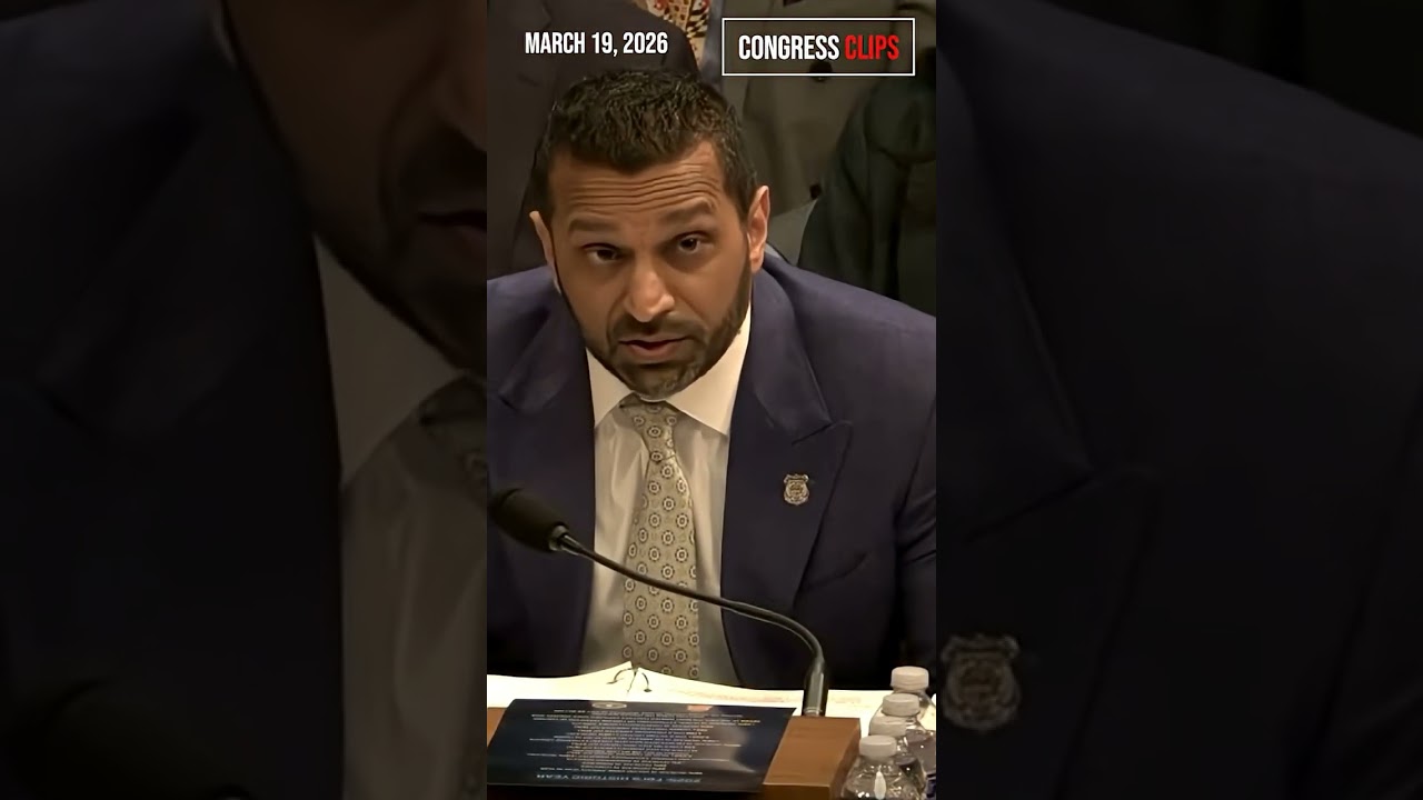 Член палаты представителей Хаймс жестко критикует директора ФБР за оценку угроз выборам.