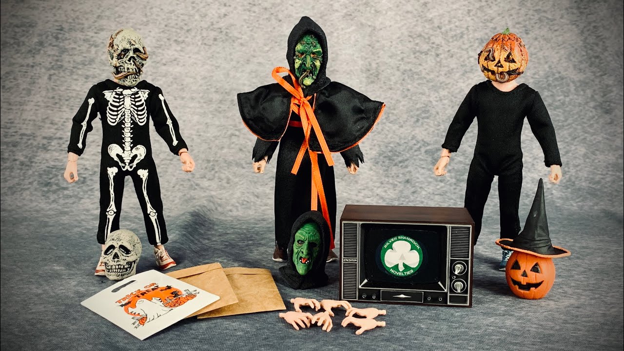 NECA: Halloween III: Season of the Witch Silver Shamrock Trick-or-Treaters 4K Review