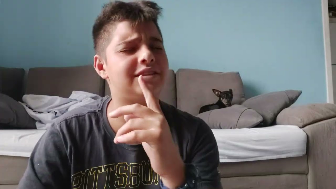 Felipe fazendo nada da vida...
