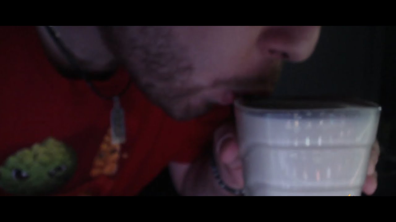 demonzz1 pije sperme