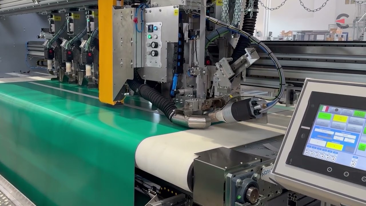 SM-321-HA | Automatic welding station for truck curtains