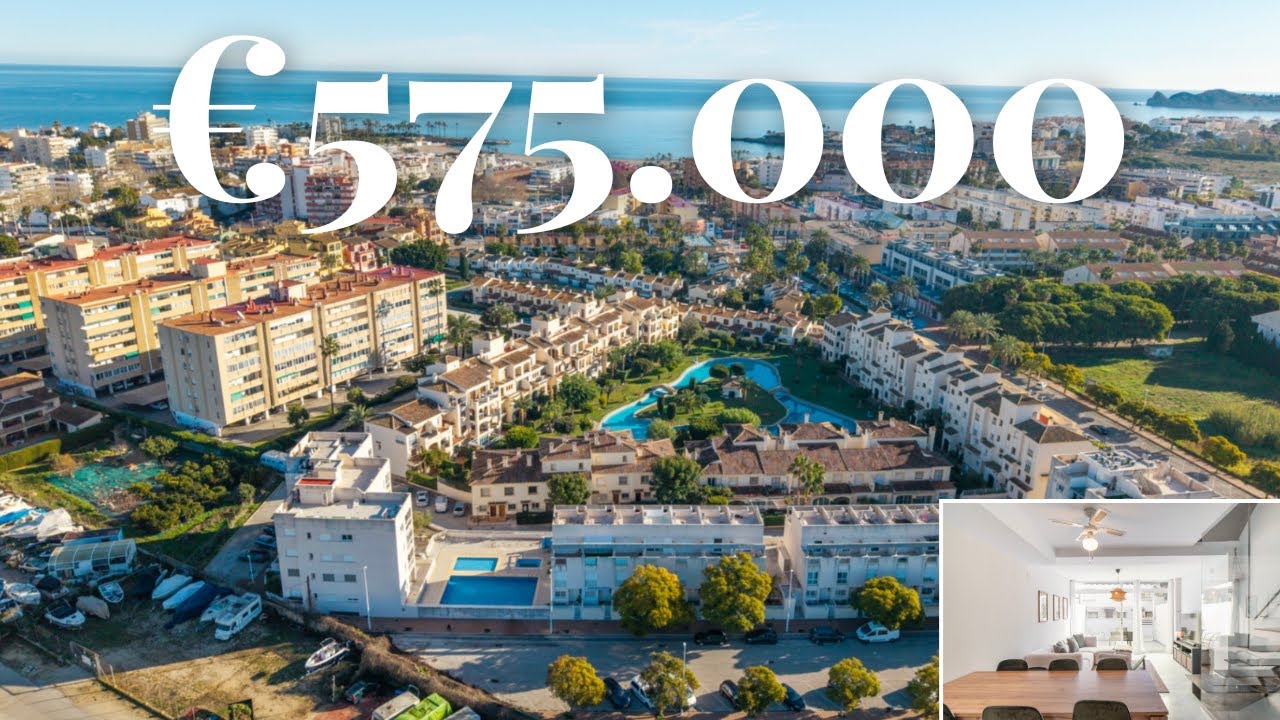 Touring A Townhouse with HUGE Garage at 200m from Javea's Arenal Beach