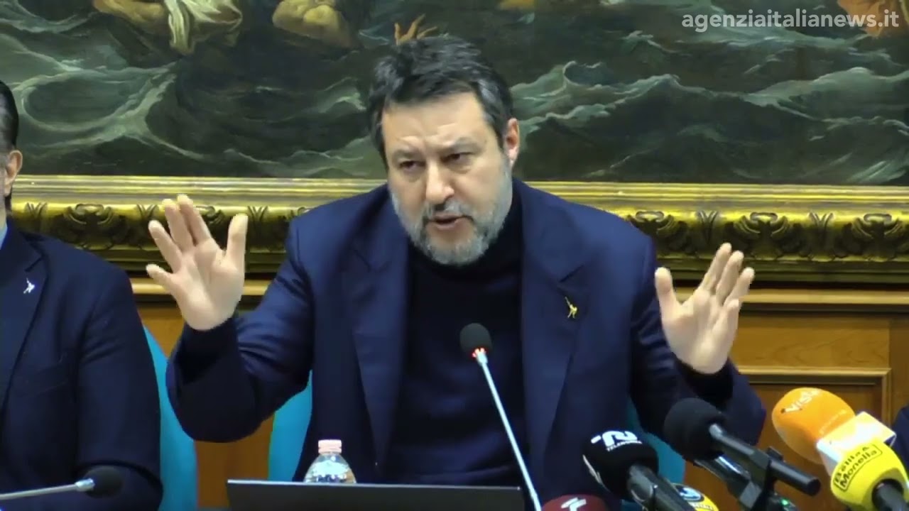 SALVINI SU VANNACCI: “INGRATI... CI ABBANDONA DOPO CHE GLI ABBIAMO APERTO LE PORTE, CAPITOLO CHIUSO