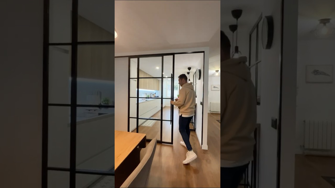 Cerramiento estilo Industrial con doble puerta corredera a medida para este proyecto 😍 #reforma