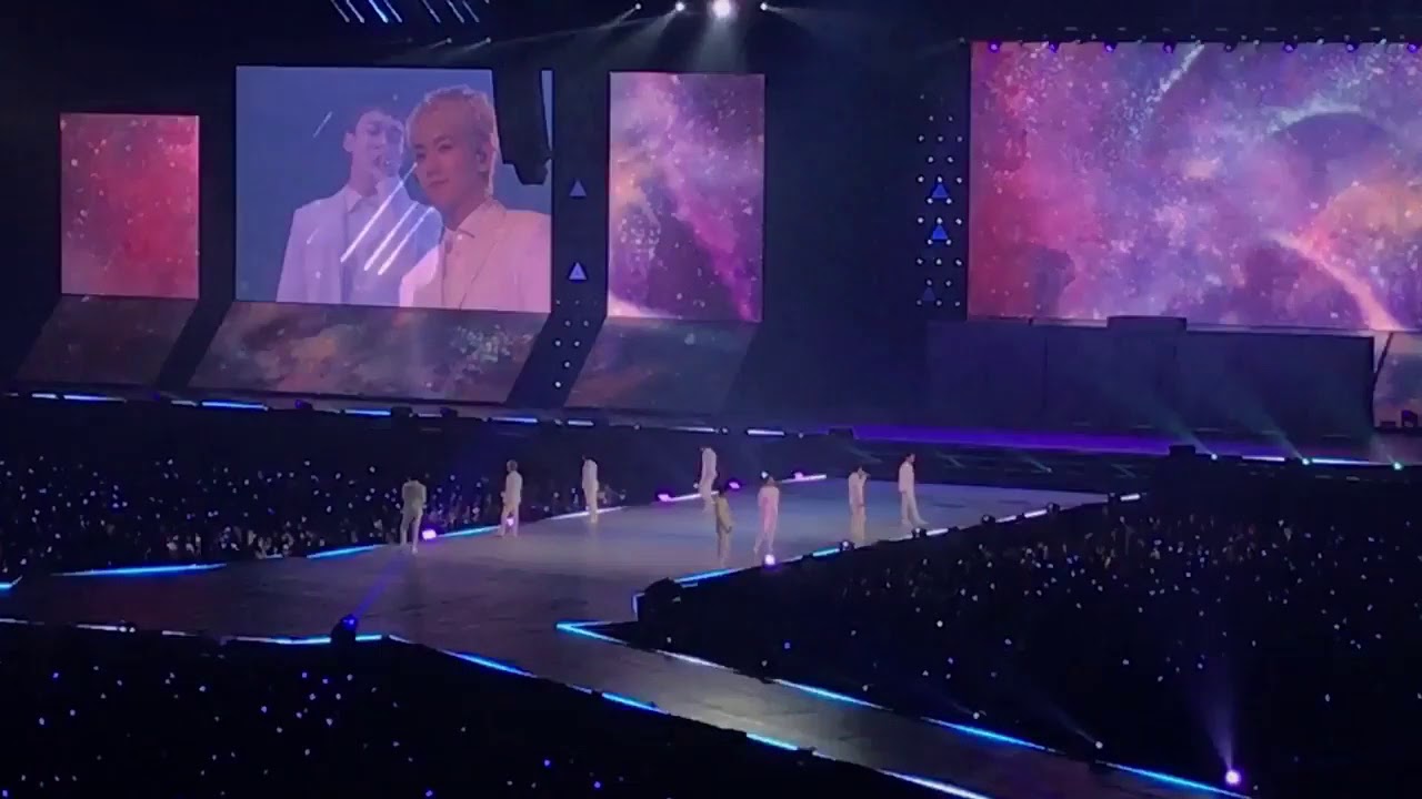 180127 EXO 'Cosmic Railway' live performance at The  EℓyXiOn in Saitama D1