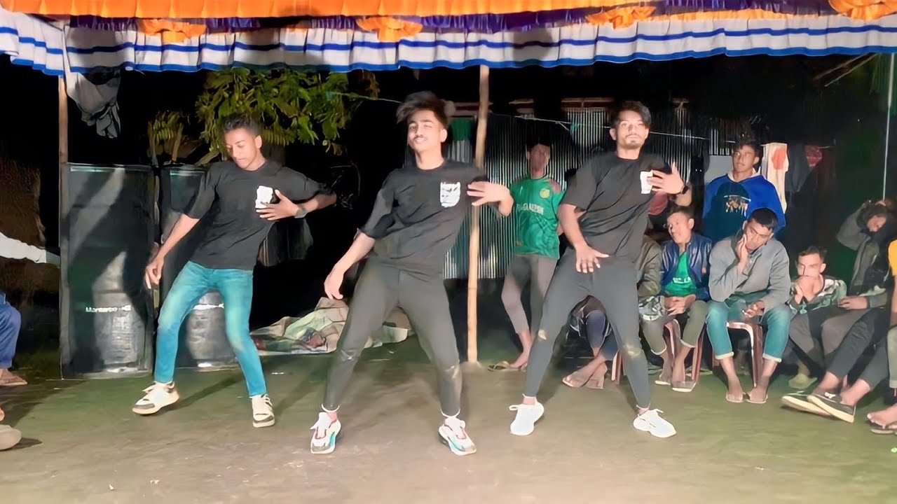 বিয়ে বাড়ির ৩ ছেলের উরাধুরা নাচ | Bachelor Dance | ব্যাচেলর ড্যান্স | Wedding Dance Performance 2024