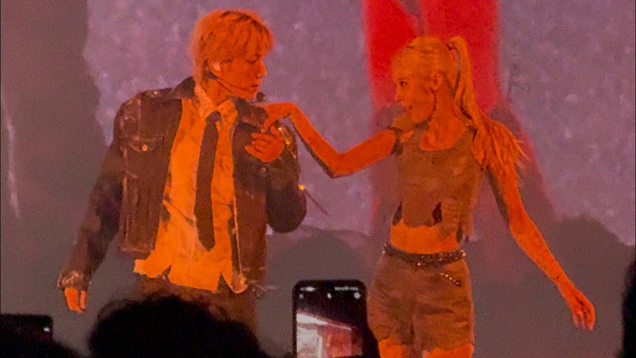 [BAEKHYUN IN BRAZIL - DAY 1] 'Pineapple Slice' (Full performance)