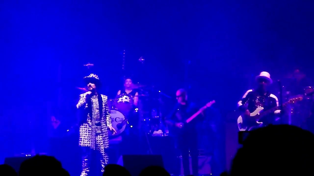 Culture Club Do you really want to hurt me SSE Arena Wembley 14/12/2016 UK live