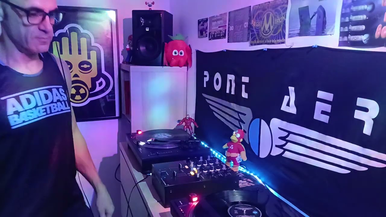 REMEMBER MANIA  y CANTADITAS 90's