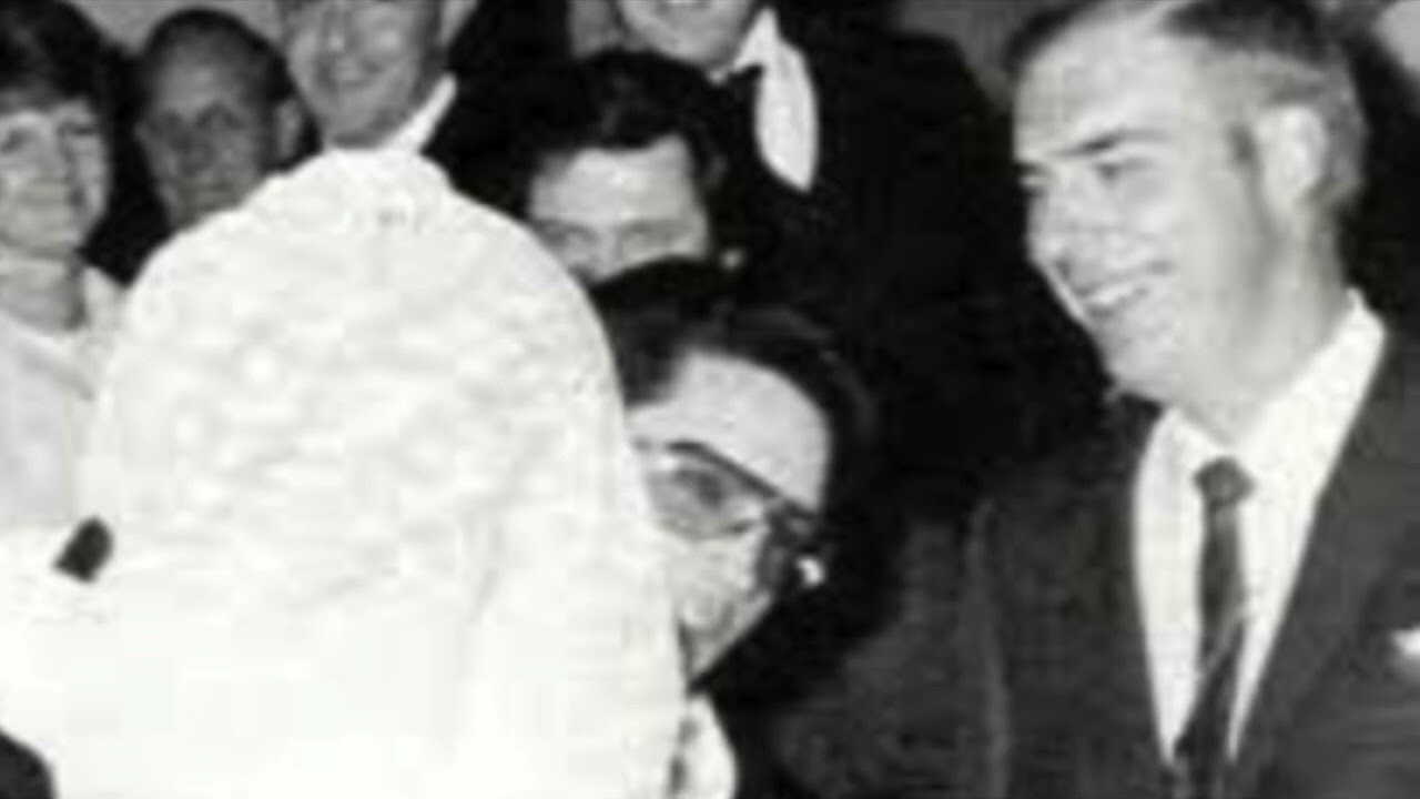 Elvis Presley - Dick Grob  Body Guard An Up Close Interviewed by Joe Krein