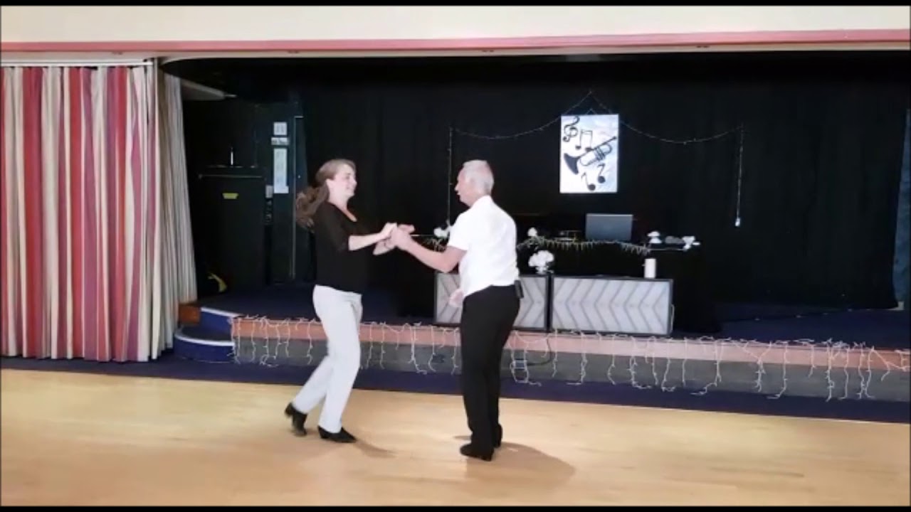 Apple Salsa Sequence Dance to Music