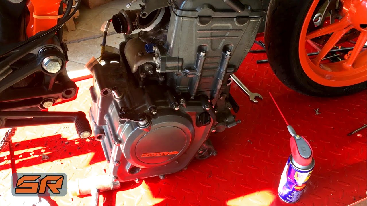 Reparatur DUKE 390 [Ventiltrieb] #SCHRAUBEN