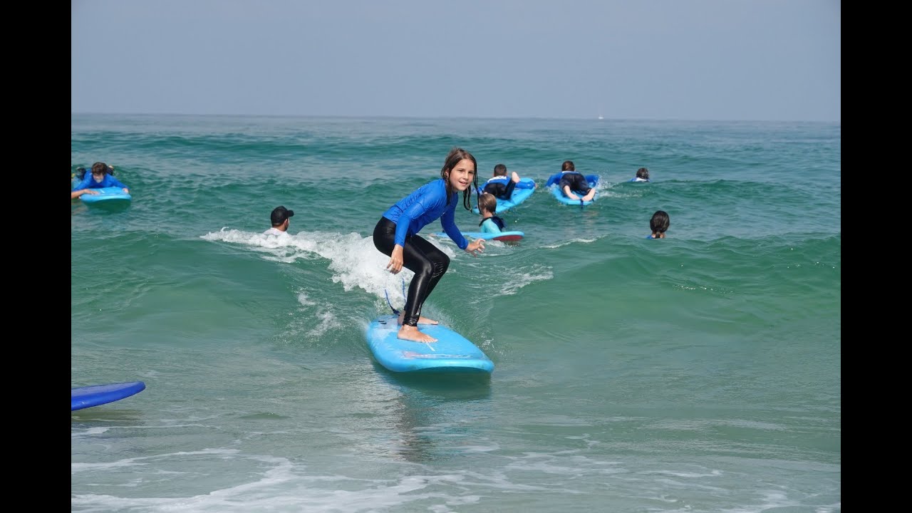 Country Surf קייטנת גלישה חוף הצוק
