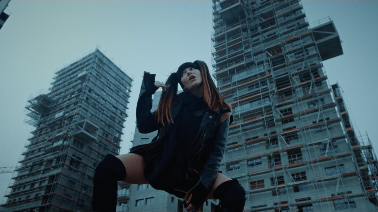 Maïcee - storM (Official Video)