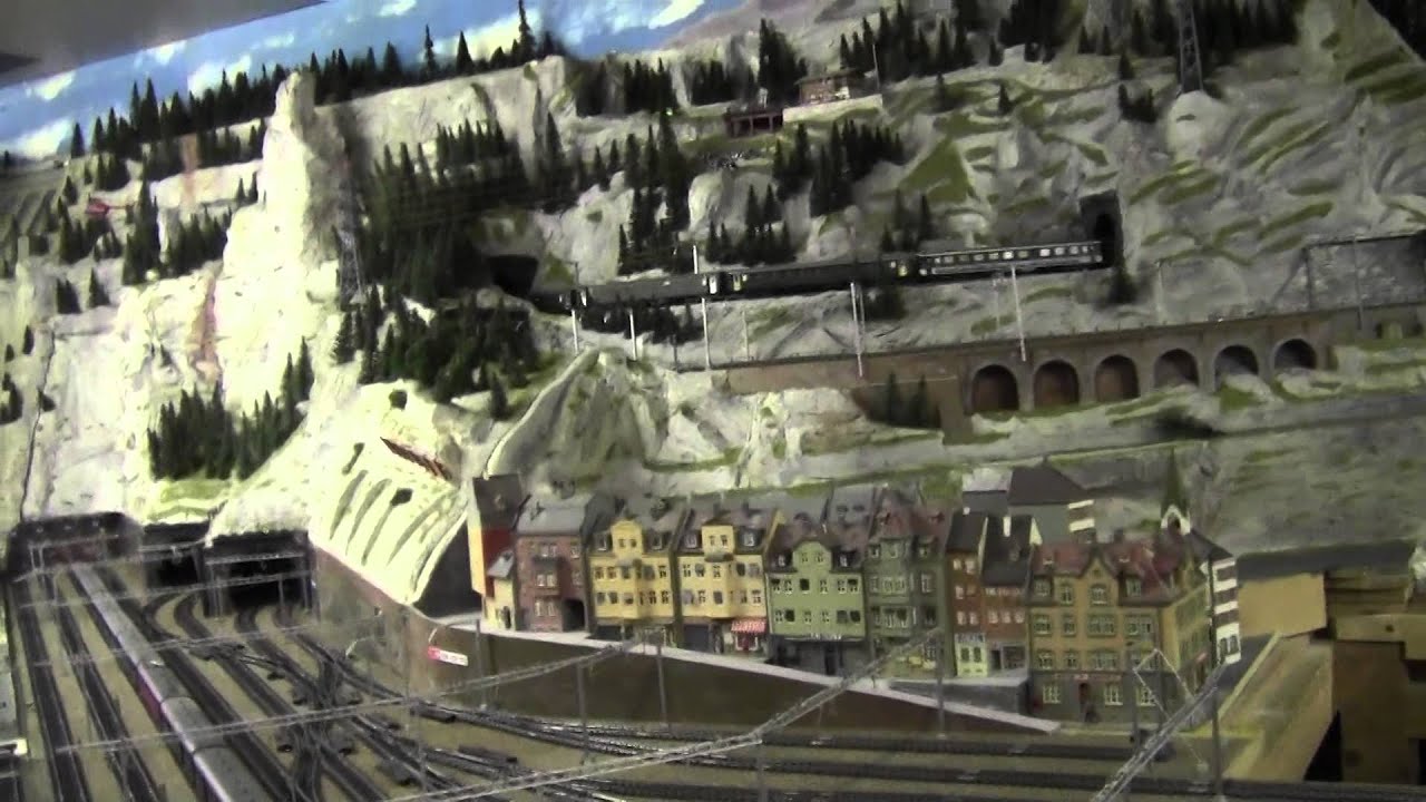 Trains HO   Au bord de la voie sur le réseau de MoMo   9 mars 2015