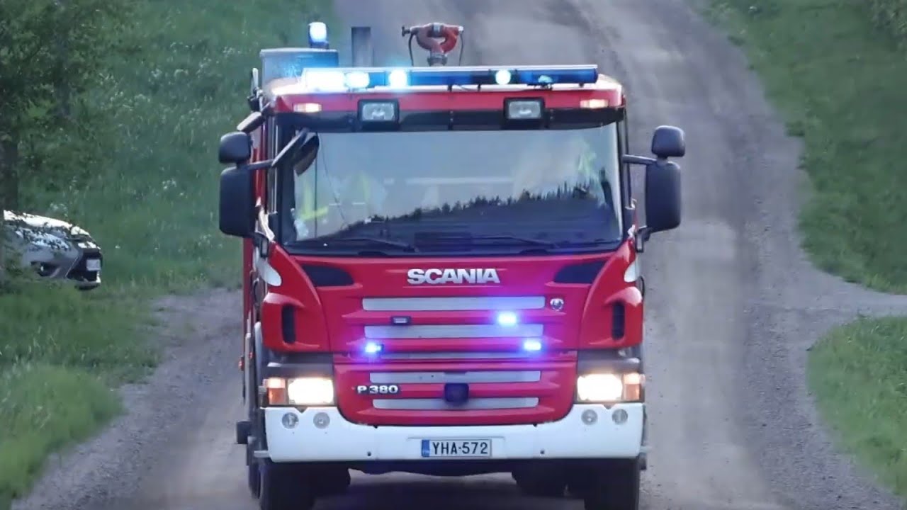Yksiköitä maastopalossa Sipoossa / Units in a wildfire in Sipoo