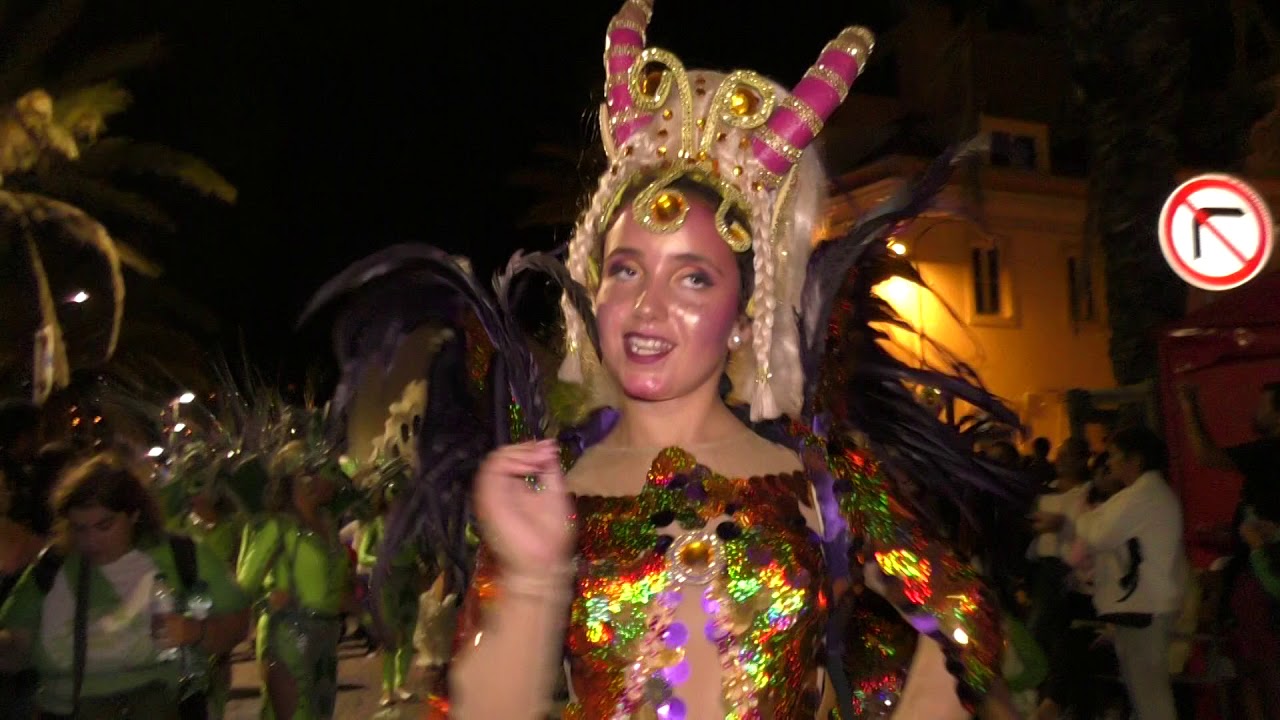 Batuque do Conde @Carnaval de Verão de Sesimbra   Mega Samba 2018