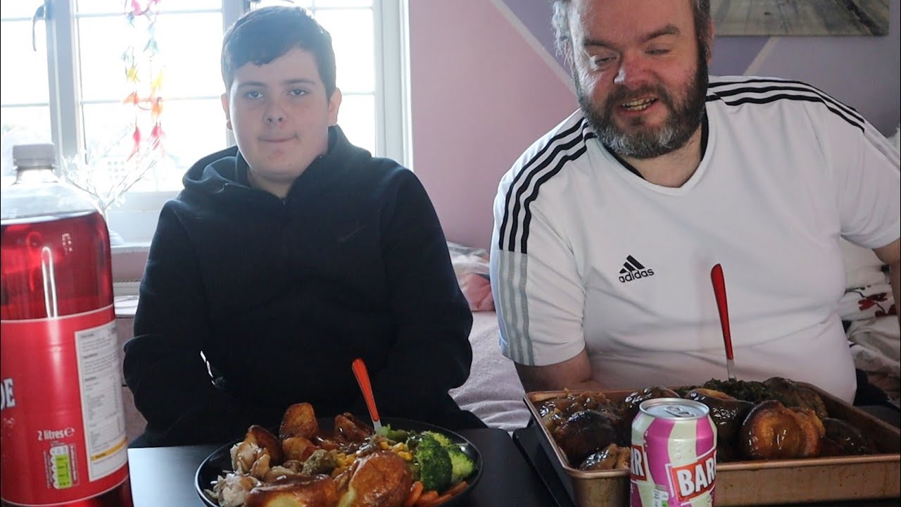 Riley is back Sunday roast dinner uk mukbang