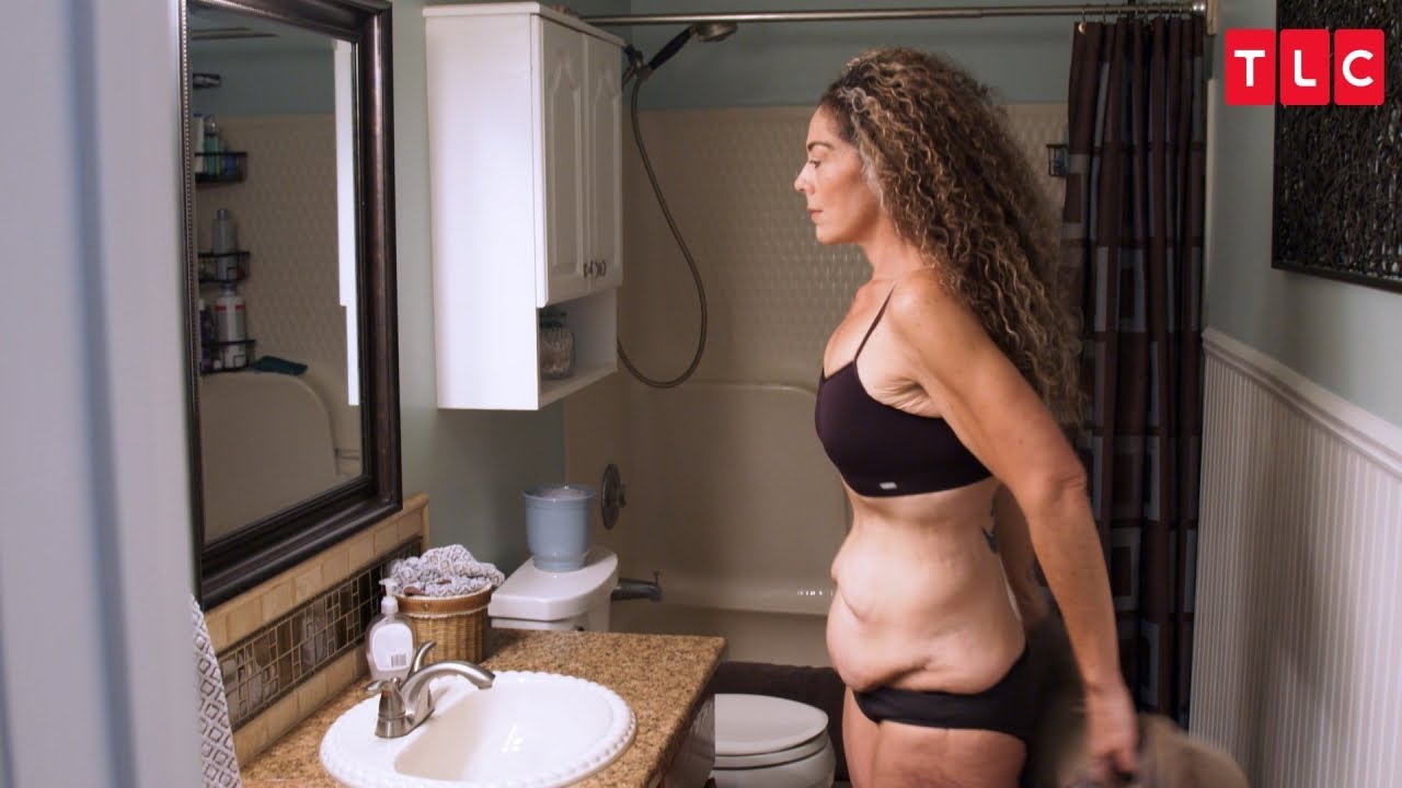 She'd Eat Entire Pizzas As A Kid. Now She's Lost Over 200 lbs With Diet And Exercise