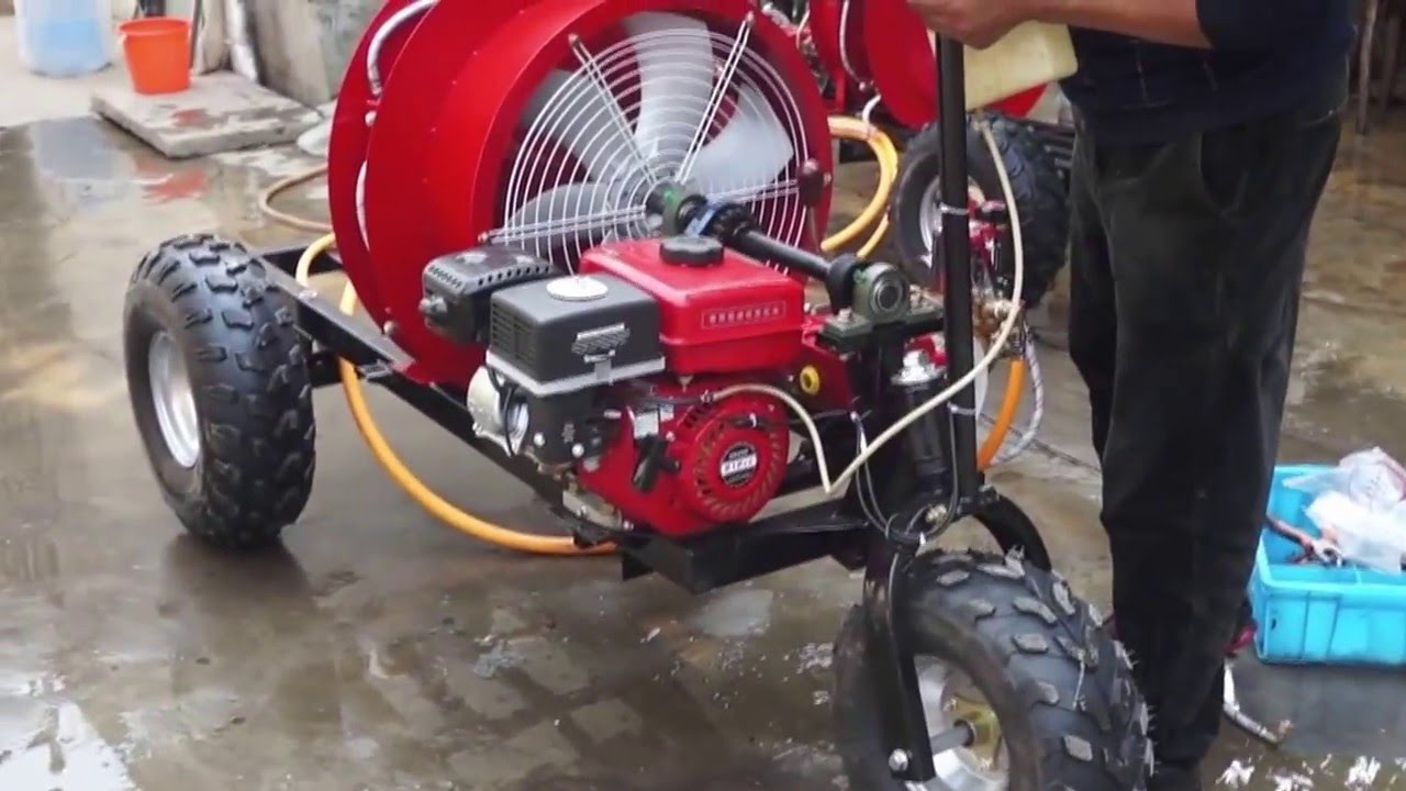VOLFONE 300L 2018 self propelled powered agricultural pesticide boom sprayer