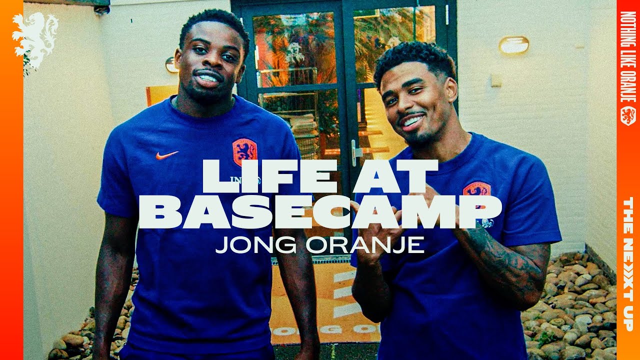 LIFE AT BASECAMP #JongOranje! 🏡😎 ft. Noah Ohio & Ian Maatsen 🎥🤣