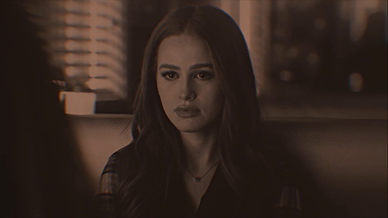 ･:*✧cheryl blossom || the beach