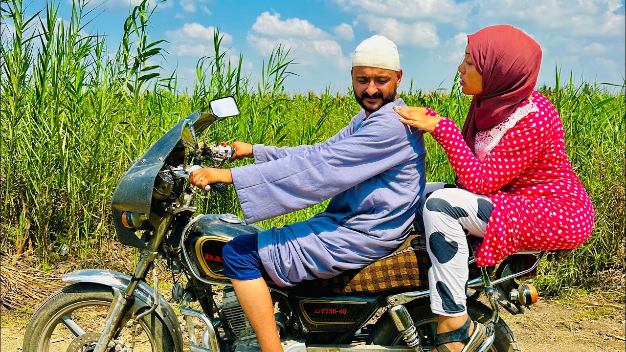 شوف البنت والمتوسيكل وحكاية الورس مع الحاج عيد