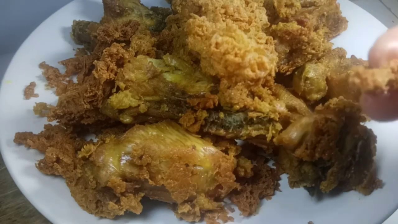Duh Enaknya ! Ayam Kremes Sambel Trasi !