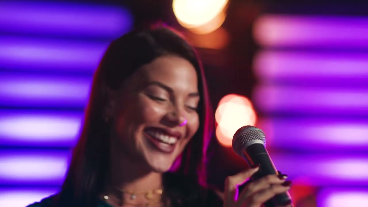 Entrelíneas Ft. Laura Ortega - Otro Verano (Versión Acústica)