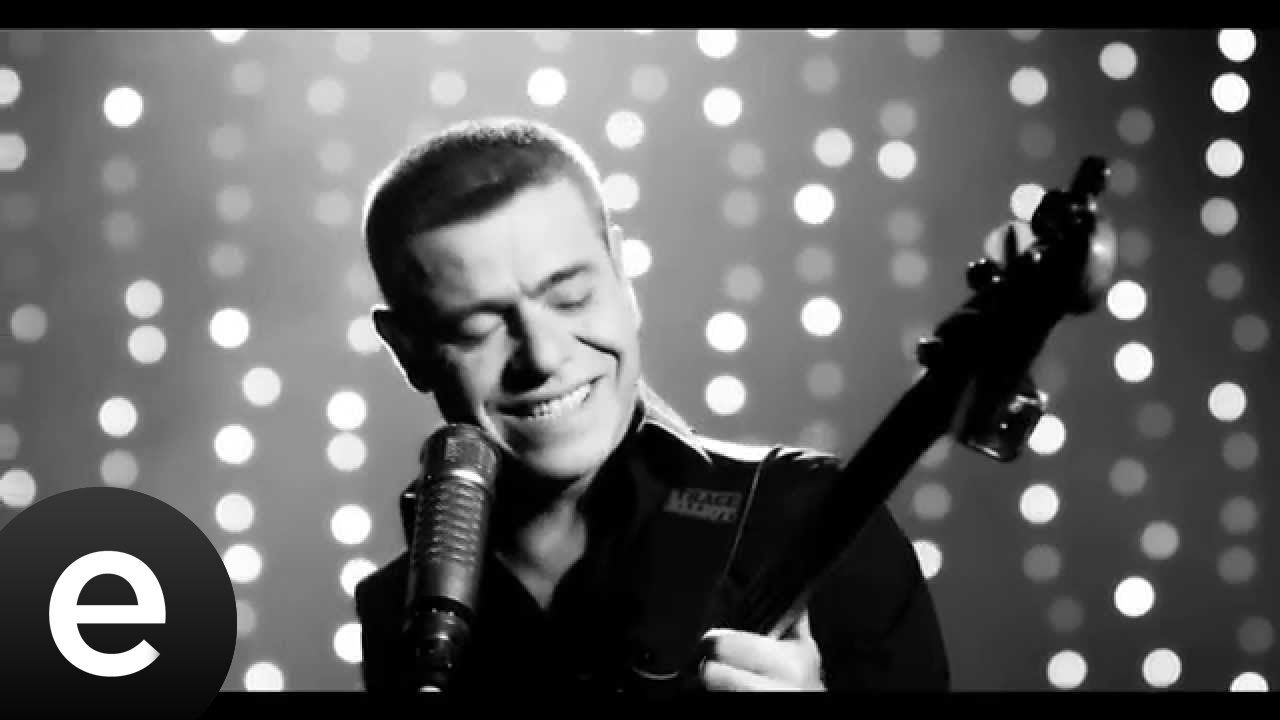 Kayboldum (El Ciego) (Kürşat Başar düet. Levent Yüksel) Official Music Video #kayboldum #kürşatbaşar