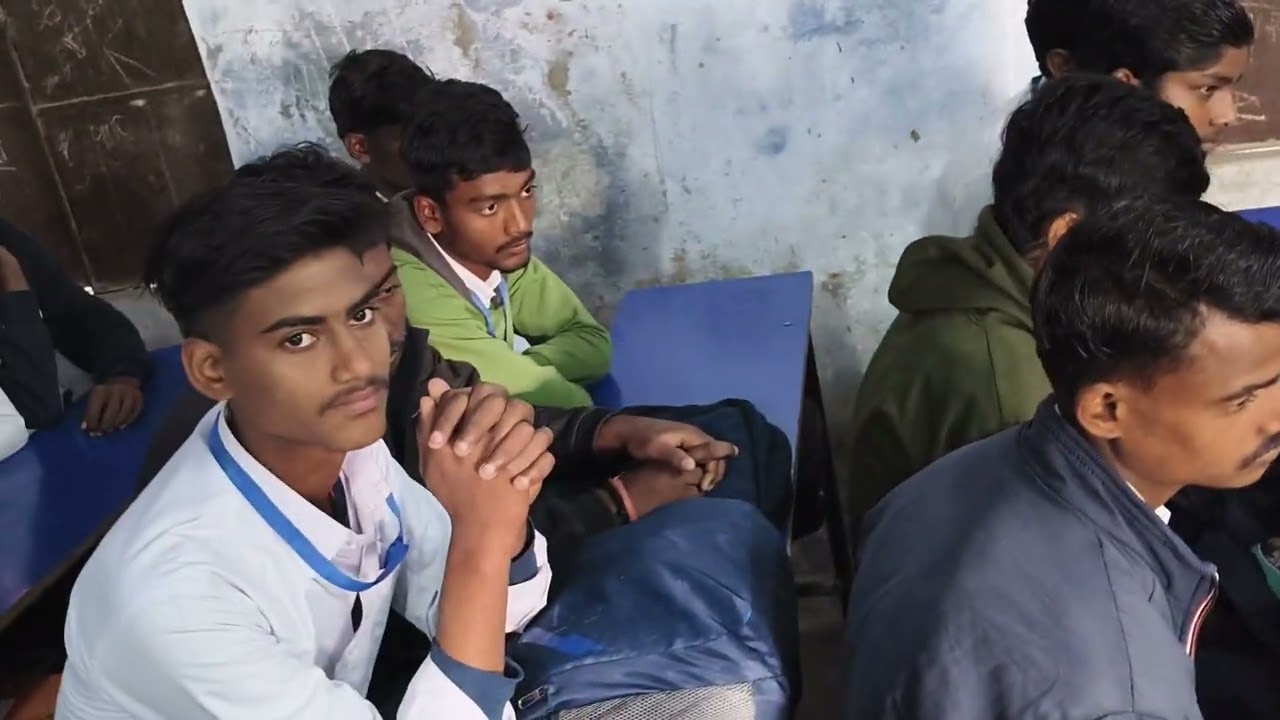 pariksha par charcha ..PM modi live in school 