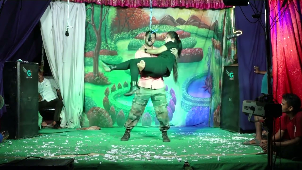 akkivaram villan song performed by GURUGUBELLI KUMAR gicchi gicchi new song