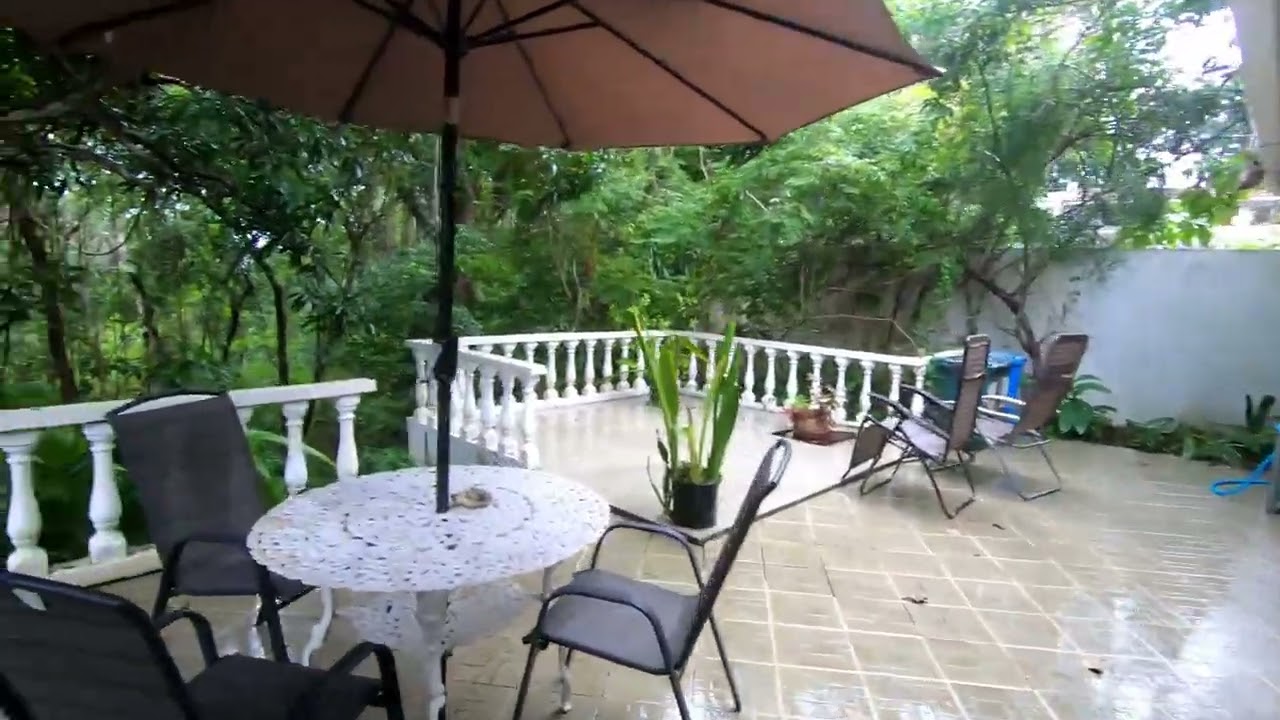 Hibiscus House, Isla Contadora, Panama Sept 2025