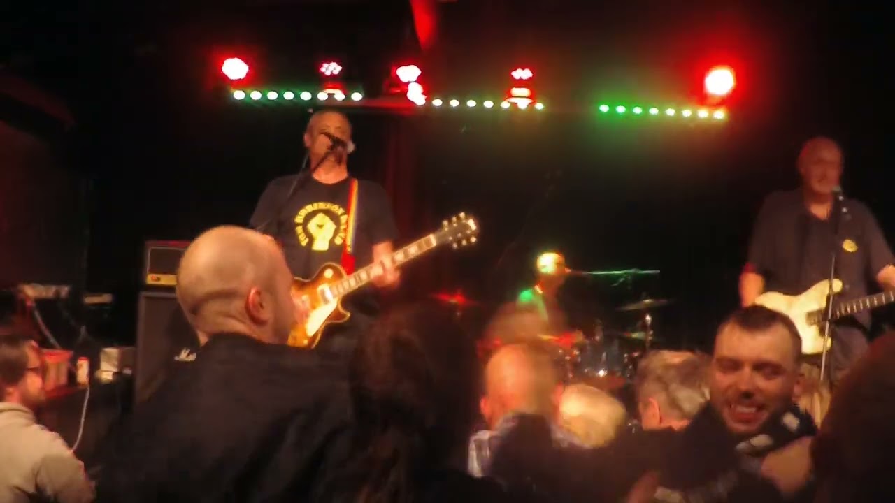 Hard Skin live London 12.12.25 punk Oi Comedy gold Skinhead Cockney rejects