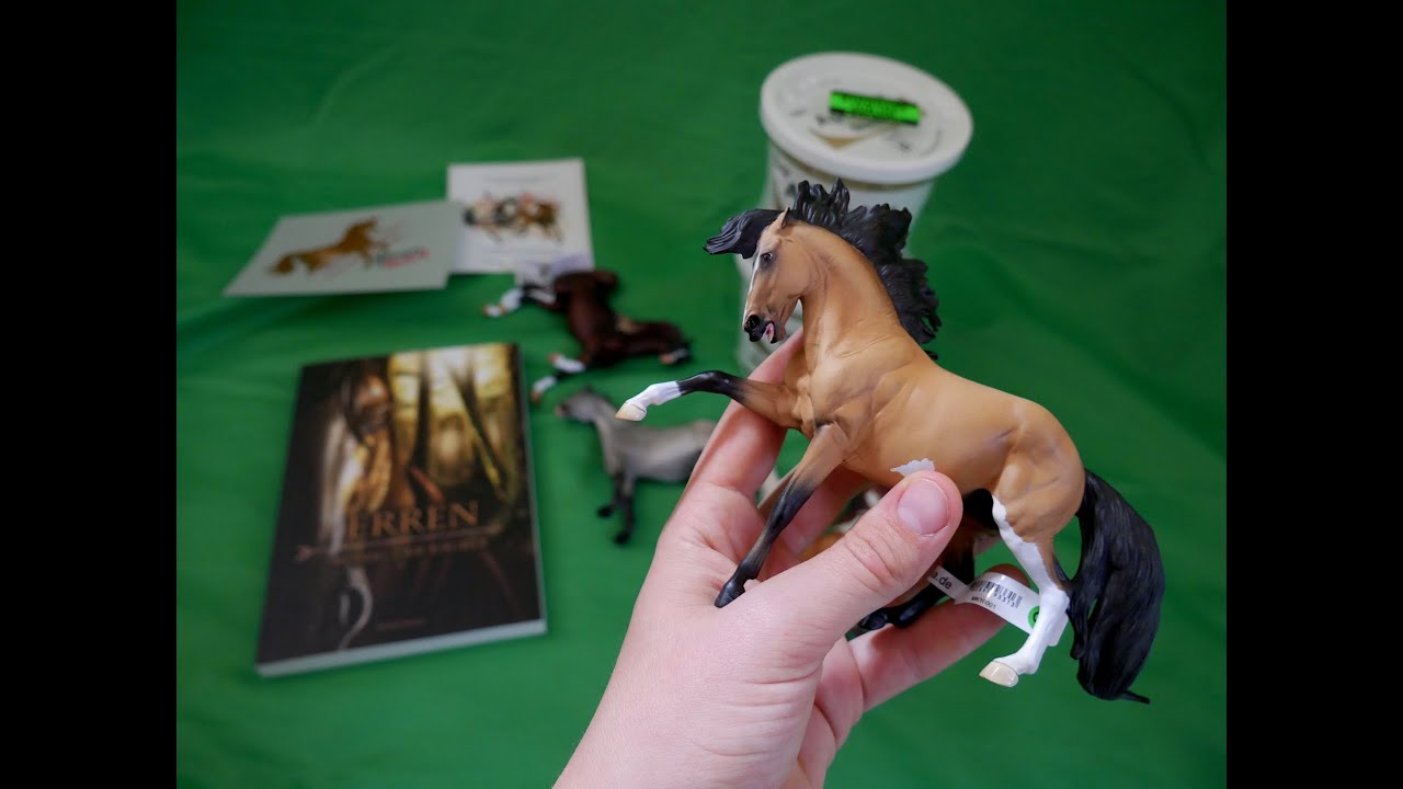 Unboxing - MINNI ERREN ZIEHT BEI MIR EIN🐴😍 (Modellpferdeversandt Haul)